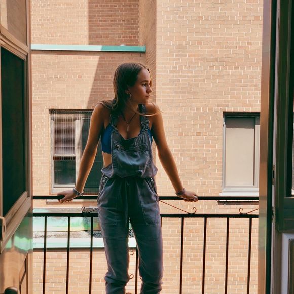 Meet your Posher, Tanya - Picture 1 of 1